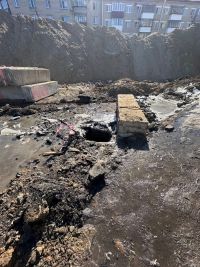 В Кургане следователи проводят проверку из-за падения ребенка в колодец на улице Дзержинского