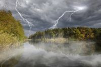 Грозу, град и сильный ветер прогнозируют в Курганской области в начале лета