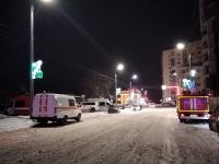 Курганцев эвакуировали из многоэтажек после сообщения о качающихся люстрах