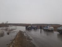 В Звериноголовском округе Зауралья из-за разлива реки закрывают дороги