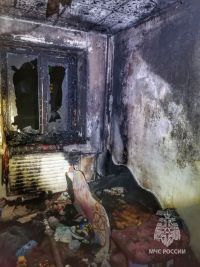 В Кургане пожарные спасли из огня 11 человек